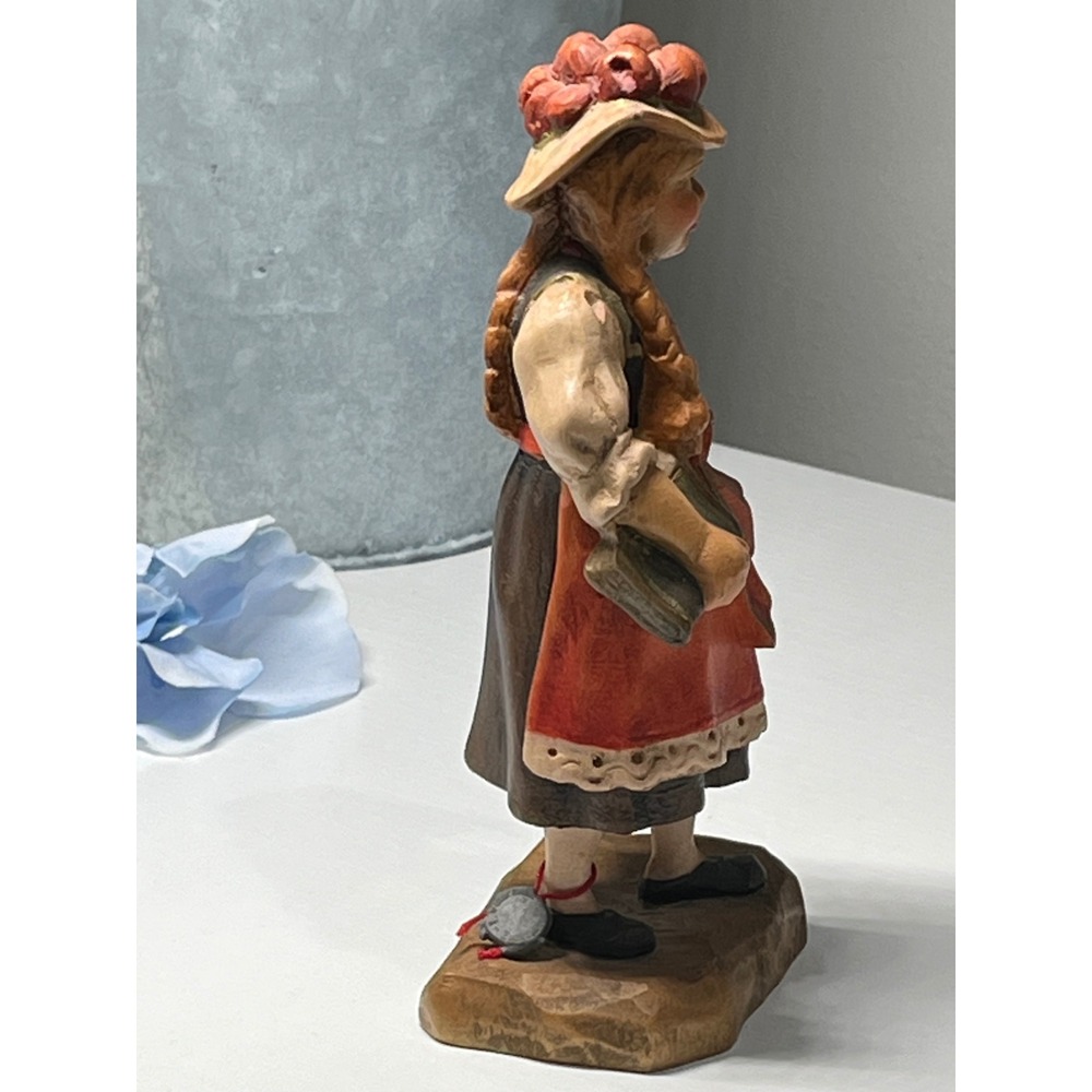 Vintage Hand Carved Wooden Alpine Girl Figurine, West Germany Seal, 50s Folk Art - Picture 4 of 10